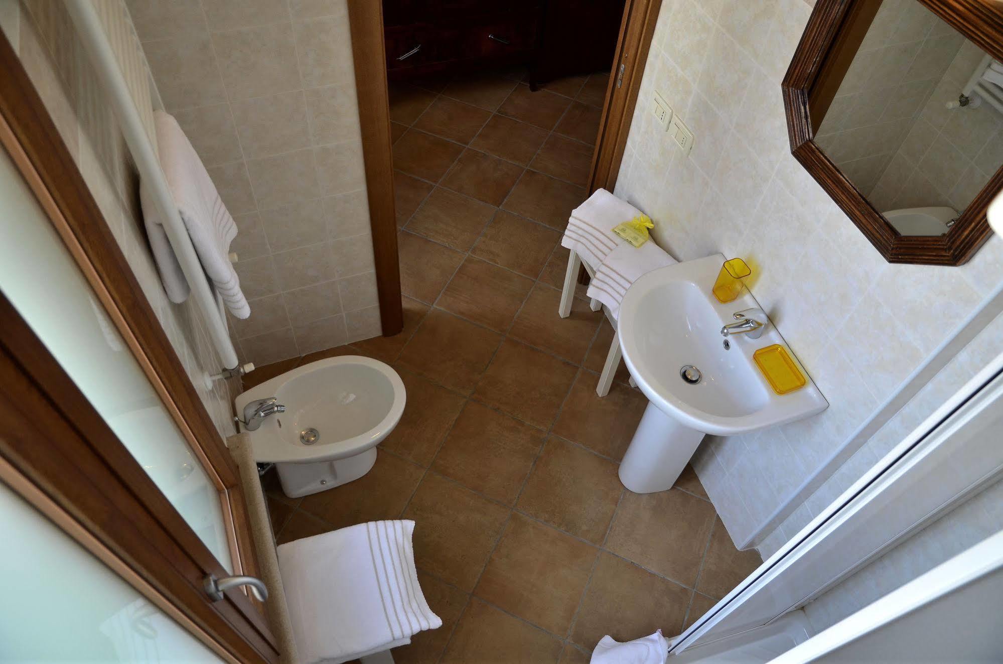 9 Muse Bed And Breakfast Canneto sull'Oglio Eksteriør billede